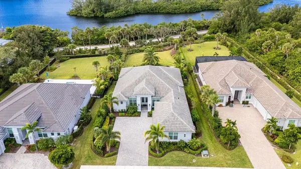 143 Strand Drive, Indian River Shores, FL 32963