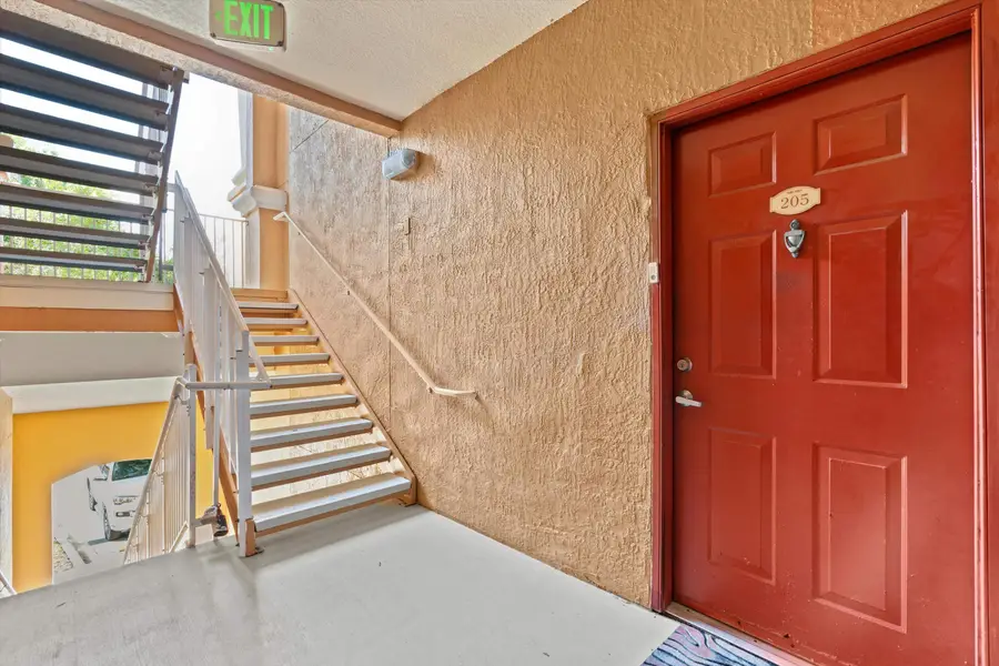 605 Fairway Dr. Unit 205 + Garage 5b, Saint Augustine, FL 32084 - Image #2