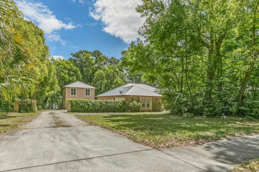 311 S Prospect St, Crescent City, FL 32112 - #2