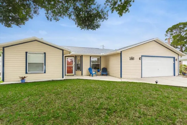 2910 Yule Tree Drive, Edgewater, FL 32141