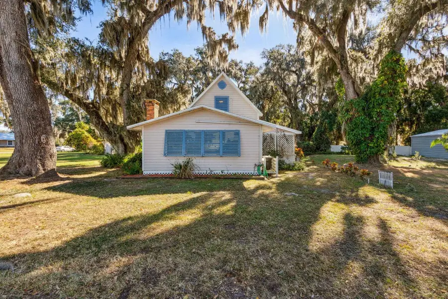 235 Port Comfort, East Palatka, FL 32131 - #2