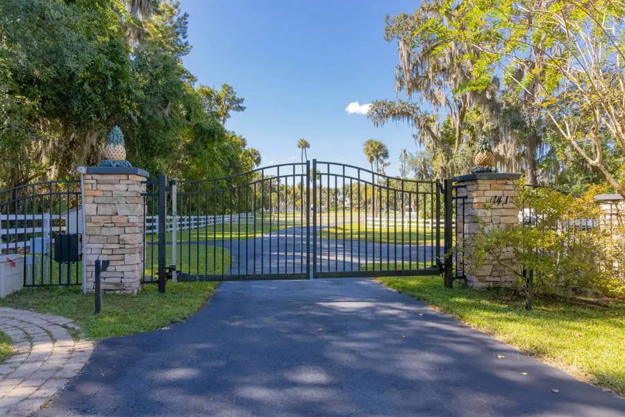 141 Wooten Rd, Crescent City, FL 32112 - #3