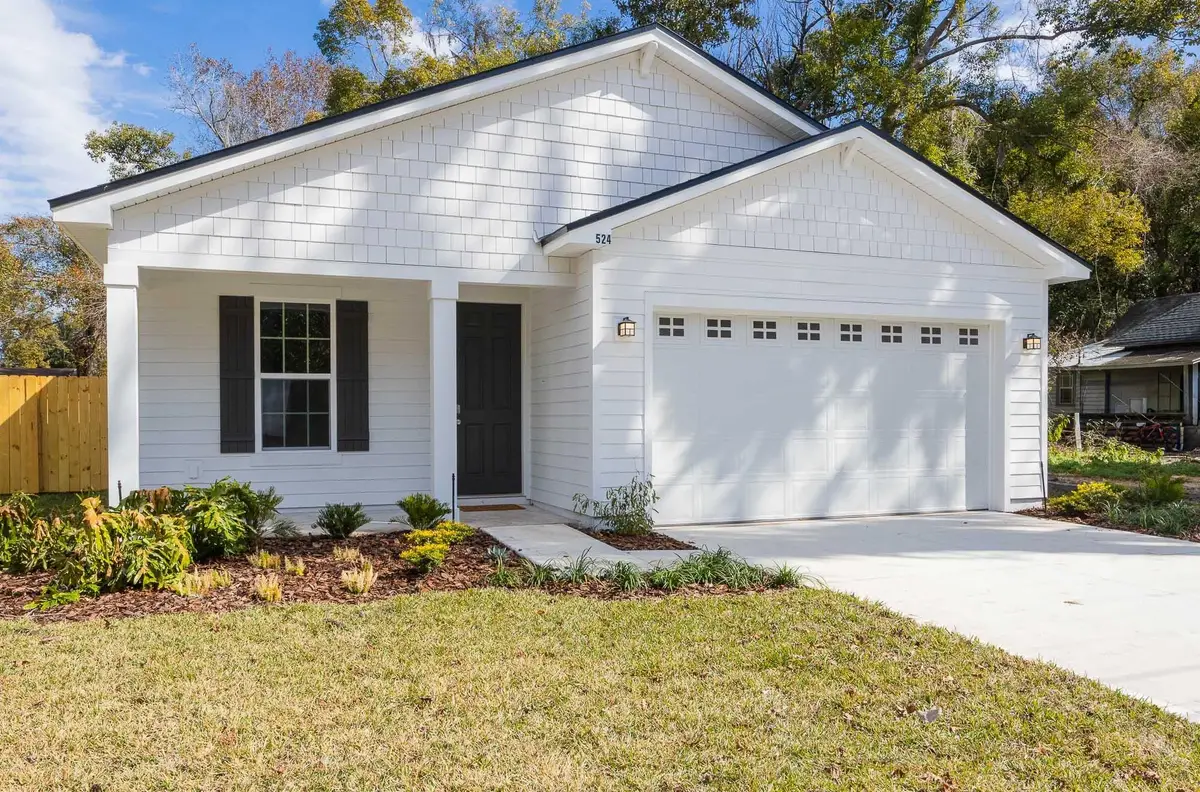 524 N Cypress Ave, Green Cove Springs, FL 32043 - #1