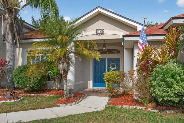 18 Lewiston Ct, Palm Coast, FL 32137