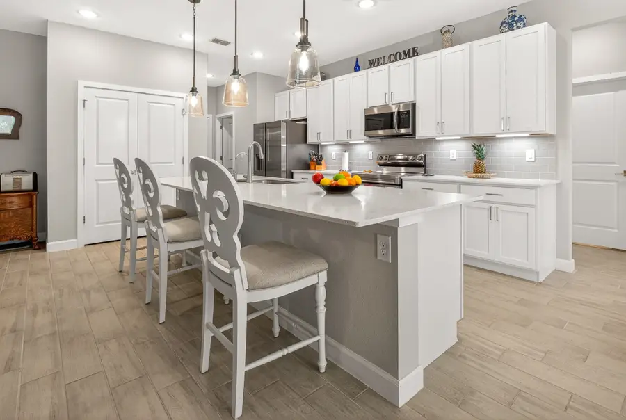 99 Patric Dr, Palm Coast, FL 32164 - #2