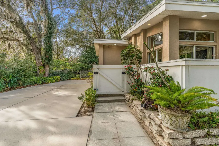 320 Ravenswood Dr, Saint Augustine, FL 32084 - #3