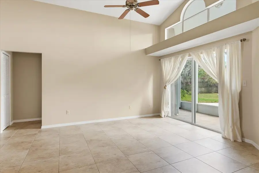 4365 Wood Haven Dr, Melbourne, FL 32935 - #2