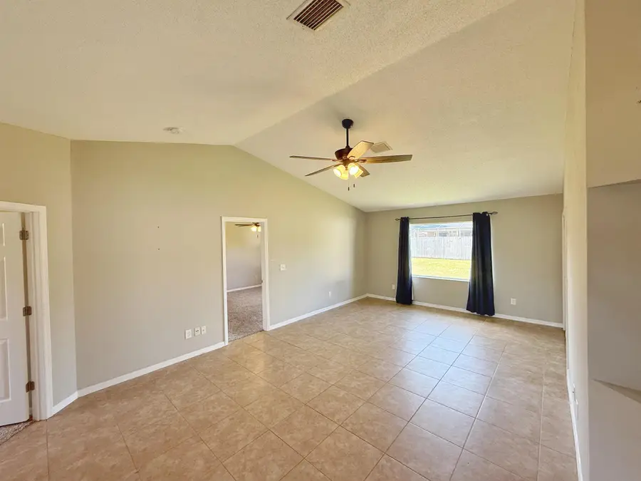 39 Fischer Ln, Palm Coast, FL 32137 - #3