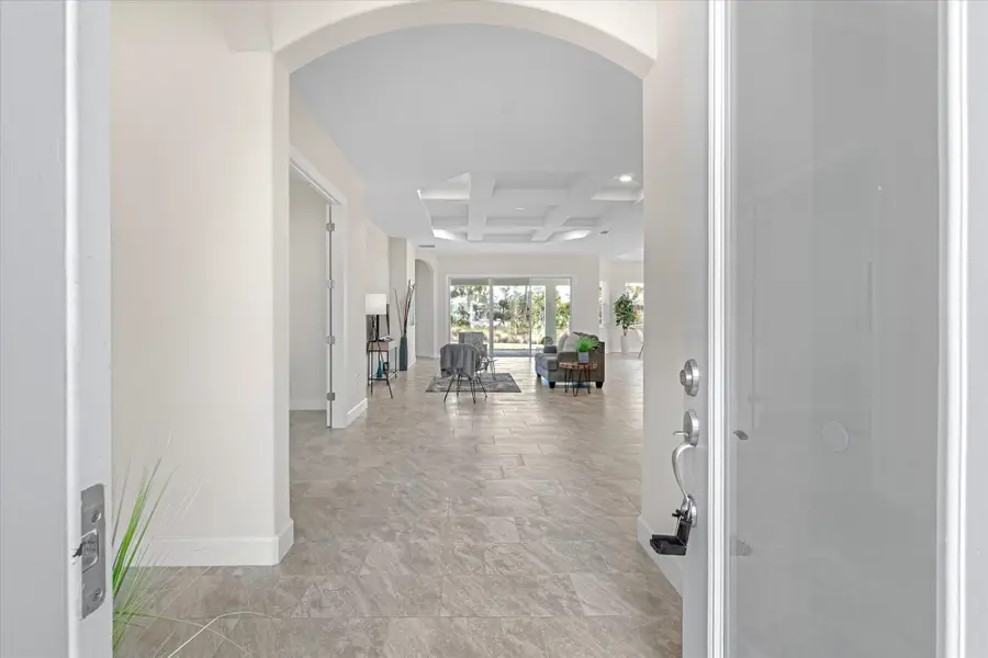 82 N Lakewalk Dr, Palm Coast, FL 32137 - #3