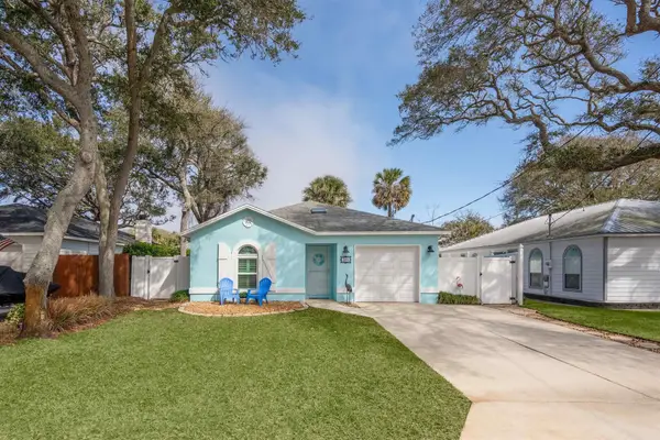 204 4th St, St Augustine, FL 32080