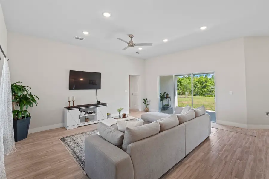 42 Rose Dr, Palm Coast, FL 32164 - #3