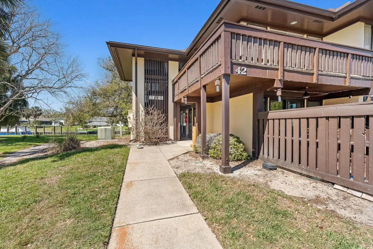 42 Club House Dr #101, Palm Coast, FL 32137 - #1