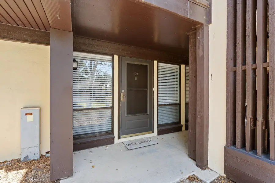 42 Club House Dr #101, Palm Coast, FL 32137 - #3