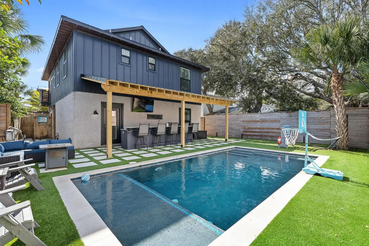 106 E St, Saint Augustine, FL 32080 - #1