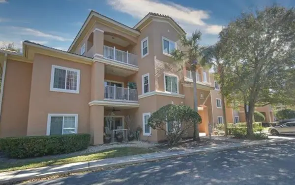 615 Fairway Dr #101, St Augustine, FL 32084