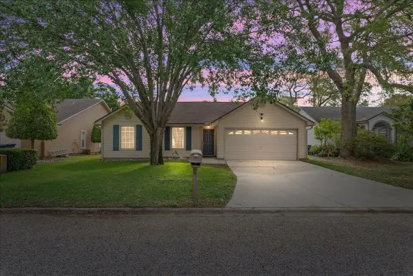 1729 Chandelier Cir, Jacksonville, FL 32225