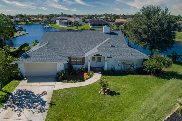 3 Creek Ct., Palm Coast, FL 32137