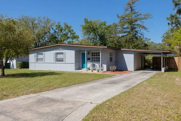 2964 Alonso Road, Jacksonville, FL 32216