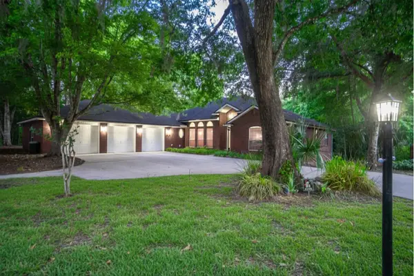 3625 Asbury Trace Dr, Green Cove Springs, FL 32043