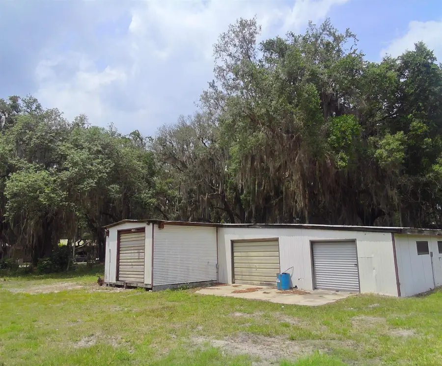 266 Hess Rd, Crescent City, FL 32112 - #3