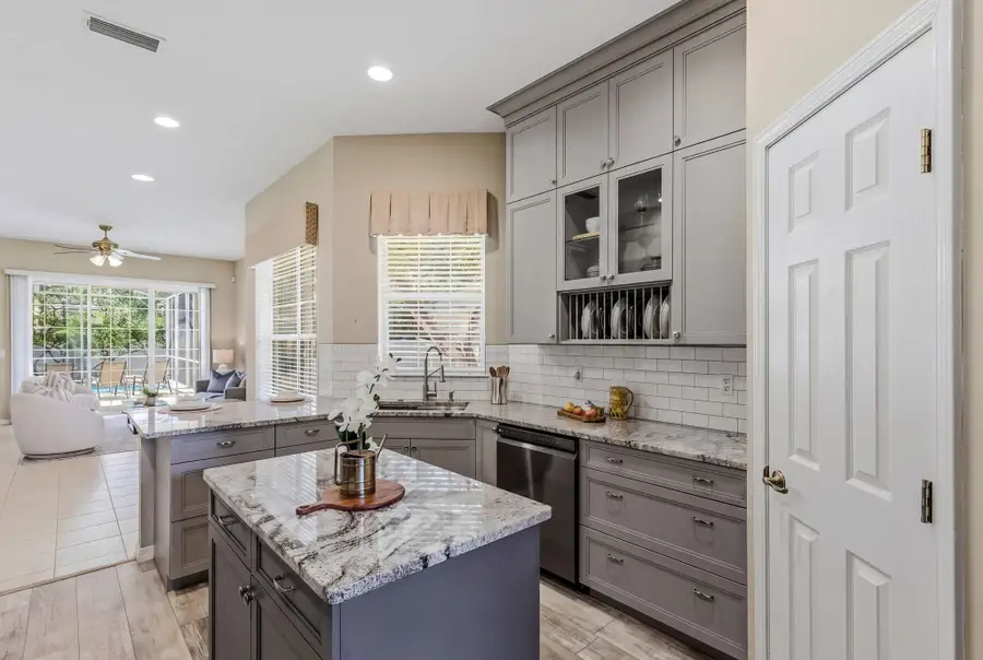 401 Ocean Breeze Ln, Saint Augustine, FL 32080 - #2