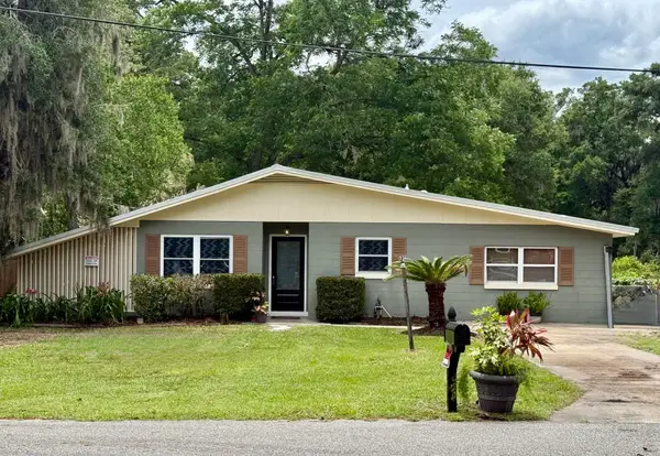 300 Westover Circle, Palatka, FL 32177