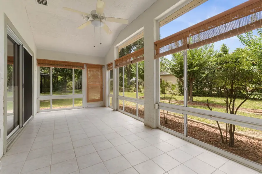 22 Ibis Ct, Palm Coast, FL 32137 - #3