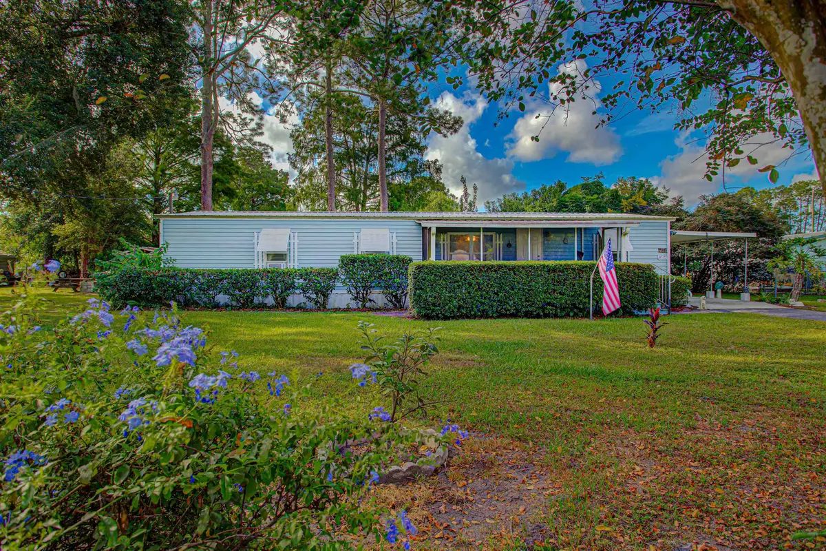 736 San Mateo Rd, Satsuma, FL 32189 - #1