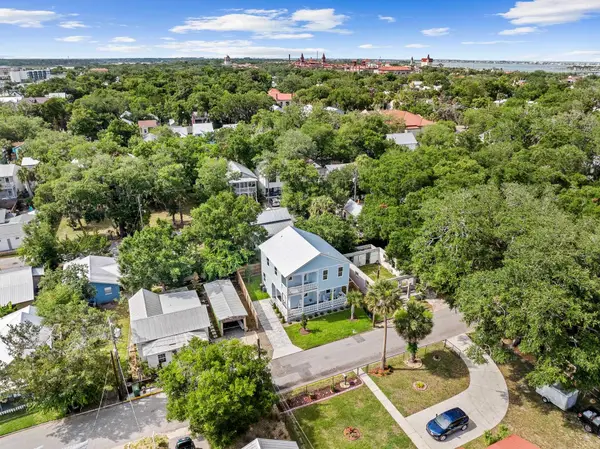 124 Lincoln St, St Augustine, FL 32084
