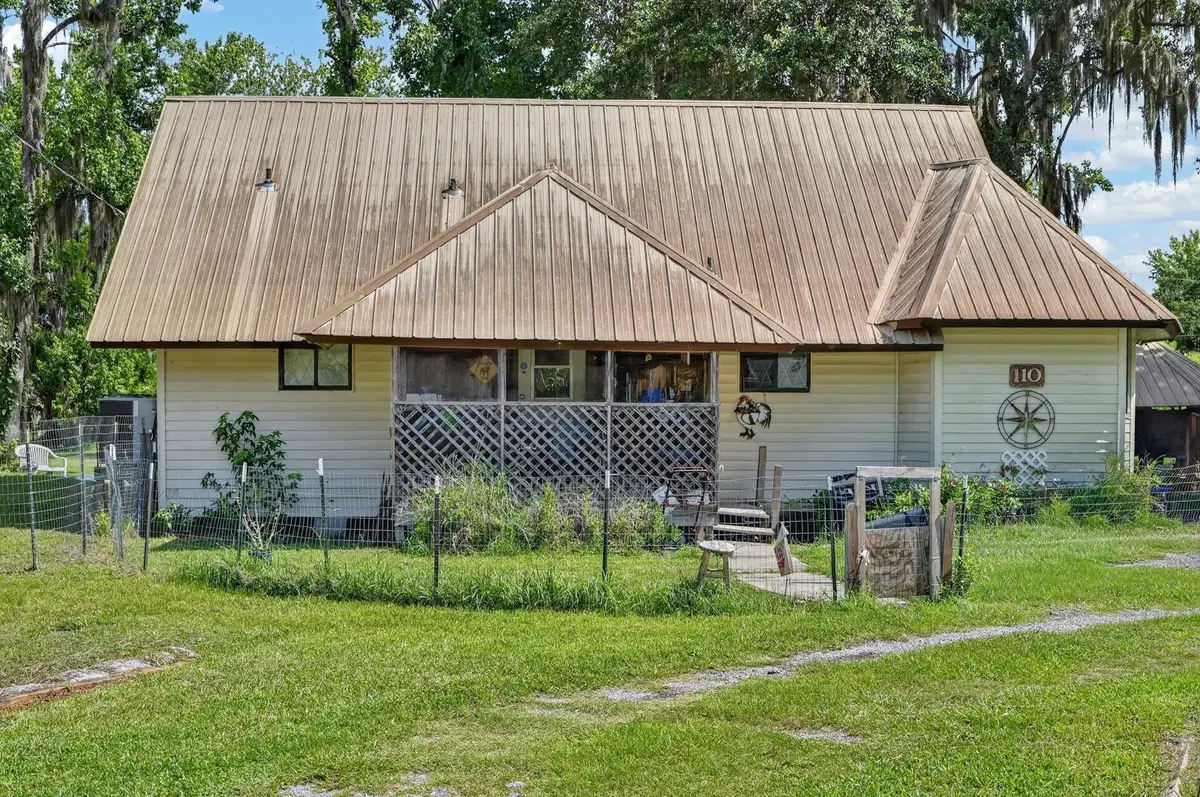 110 W Palm Ave, Crescent City, FL 32112 - #1