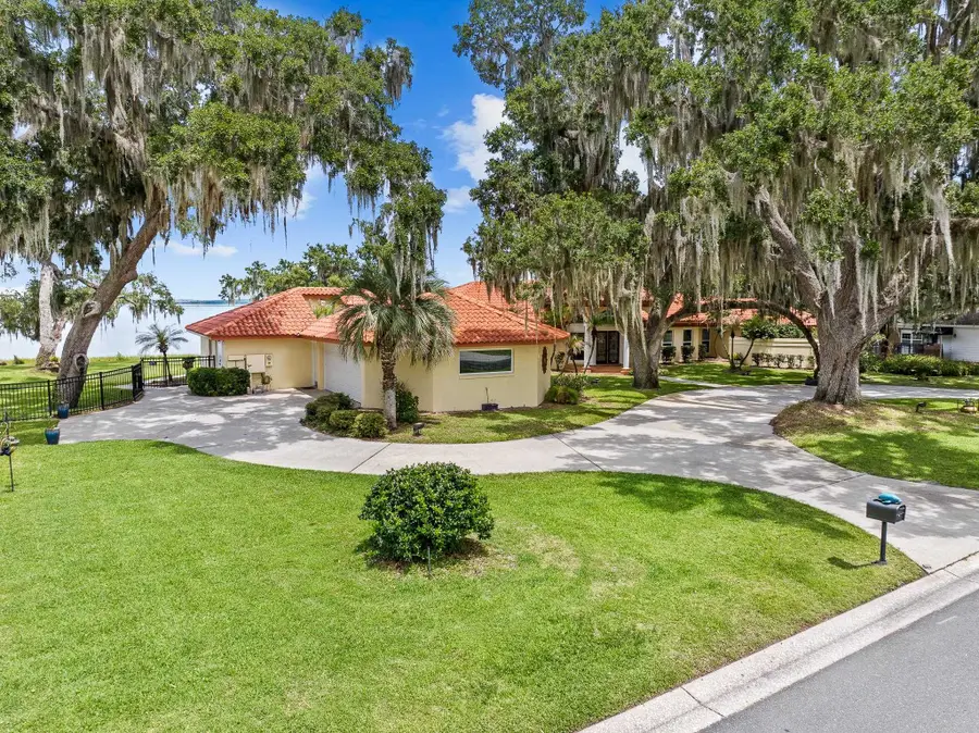 1412 Mosswood Drive, Leesburg, FL 34748 - #2