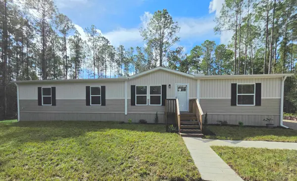 4345 Edward St, Hastings, FL 32145
