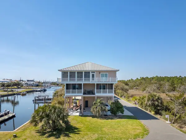 201 Harbour Point, Shell Point, FL 32327