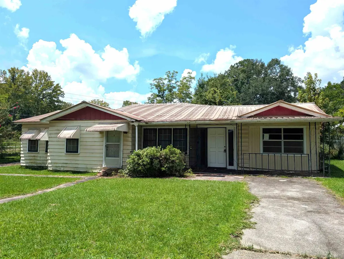 332 S Shadow Street, Quincy, FL 32351 - #1