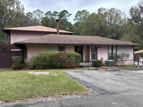 301 Westwood #301, Tallahassee, FL 32304