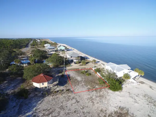 8 Trout Street, Alligator Point, FL 32346