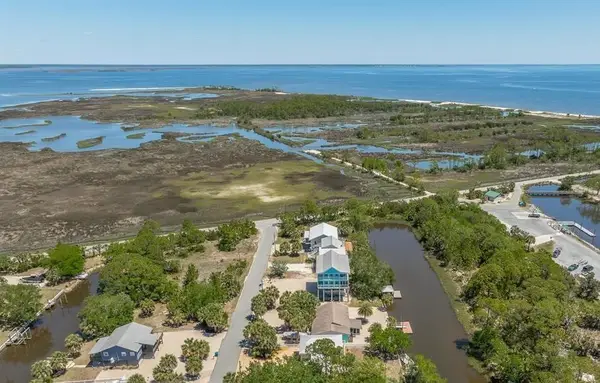 Sunrise Lane, Panacea, FL 32346