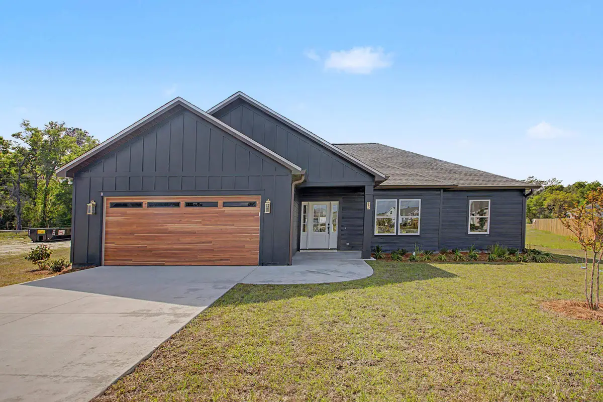 154 Stillmont Drive, Crawfordville, FL 32327 - #1