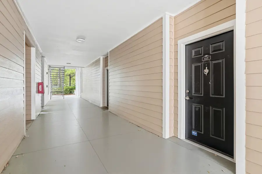 2801 Chancellorsville Drive #117, Tallahassee, FL 32312 - #3
