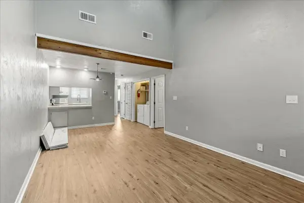 216 Dixie Drive #B4, Tallahassee, FL 32304