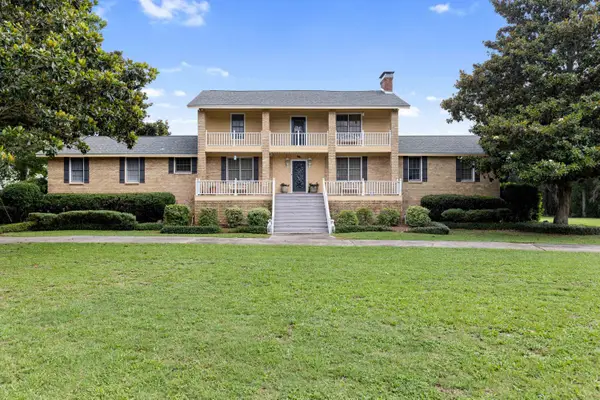 4234 Lakemor Drive, Tallahassee, FL 32303