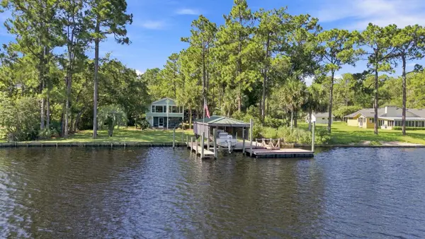 241 Rio Vista Drive, St Teresa, FL 32358