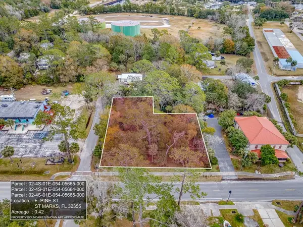 19 E Pine Street, St Marks, FL 32355