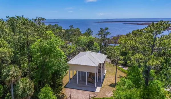 142 Stuart Cove Road, Crawfordville, FL 32327