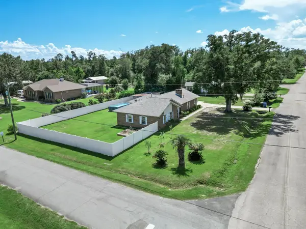 20315 SW Sherry Avenue, Blountstown, FL 32424