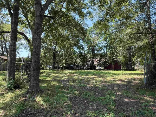 325 NW 1st Street, Gretna, FL 32332