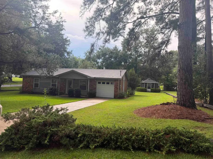 502 Country Lane, Havana, FL 32333 - #2