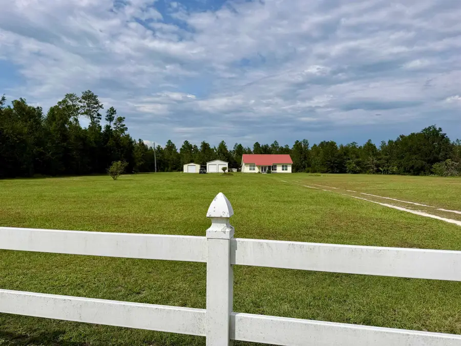 11881 E Us 90 Highway, Lee, FL 32059 - #2