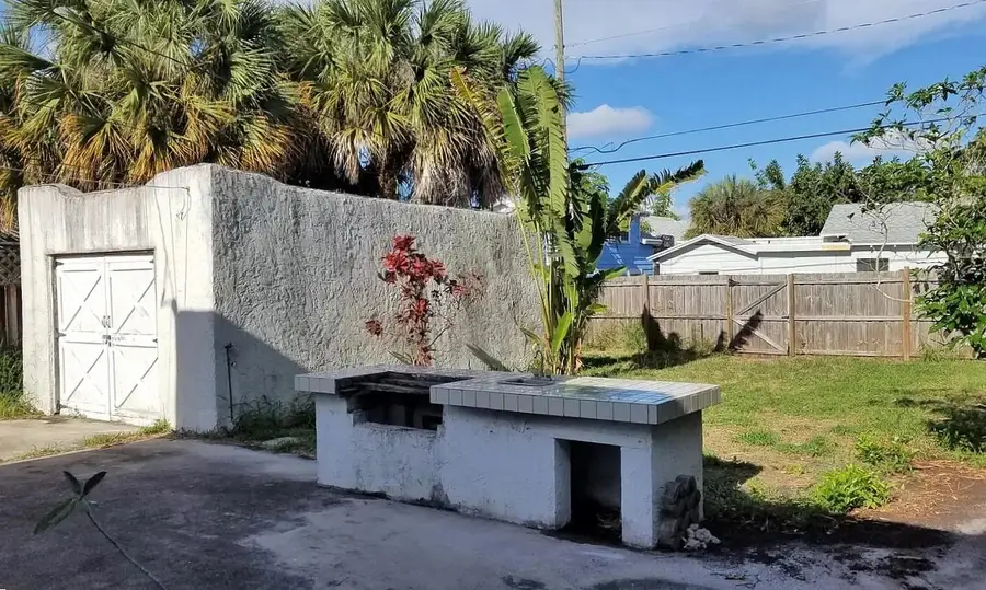 714 N M Street, Lake Worth Beach, FL 33460 - #2