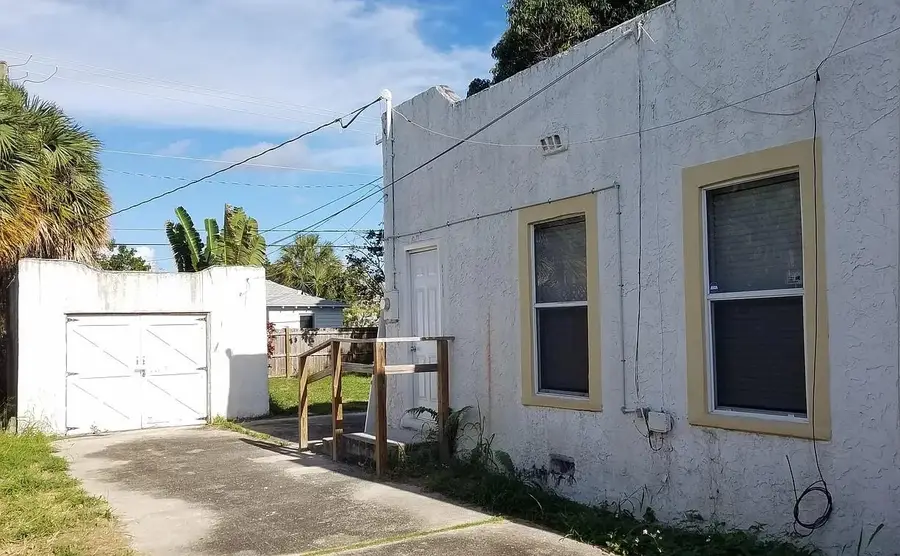 714 N M Street, Lake Worth Beach, FL 33460 - #3